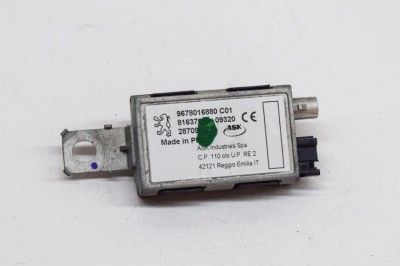 Amplificator de antena PEUGEOT 2008 II 2021 OEM: 9878016880 21440356 foto