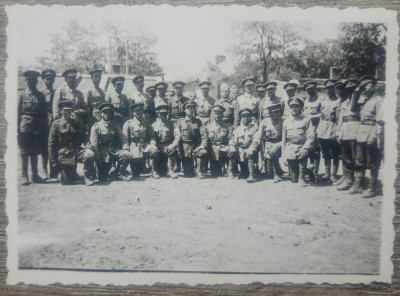 Grup de militari romani// fotografie perioada interbelica foto