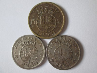 Lot 3 monede Macau/Angola/Mozambic:10 Avos 1975/2.5 Escudos1969/2.5 Escudos 1954 foto
