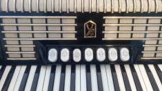 Vand ACORDEON Hohner Verdi 3. foto