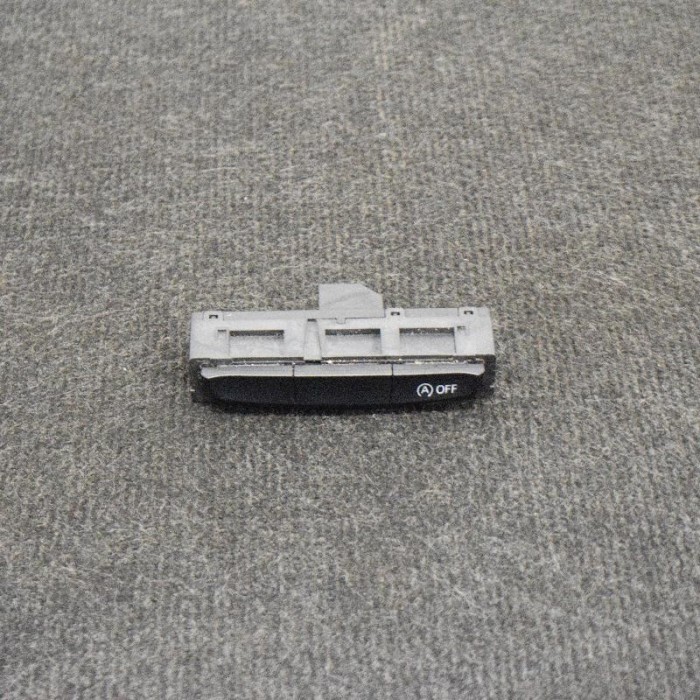 Comutator AUDI A5 8T3 2012 OEM: 8K0959673L 10691987