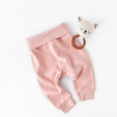 Pantaloni Bebe Unisex din bumbac organic Roz pudra BabyCosy (Marime: 18-24 Luni)