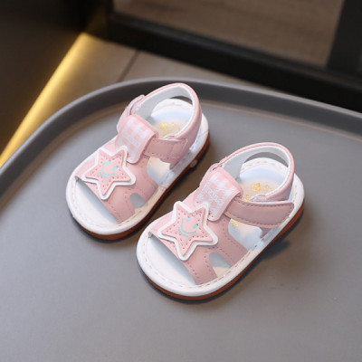 Sandalute roz cu piuitoare - Star (Marime Disponibila: Marimea 22) foto