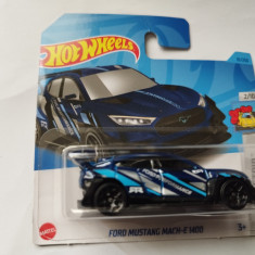 bnk jc Hot Wheels 2023 - Ford Mustang Mach-E 1400 - 81a/250