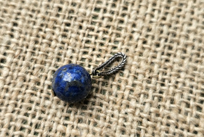 PANDANTIV VINTAGE CU LAPIS LAZULI