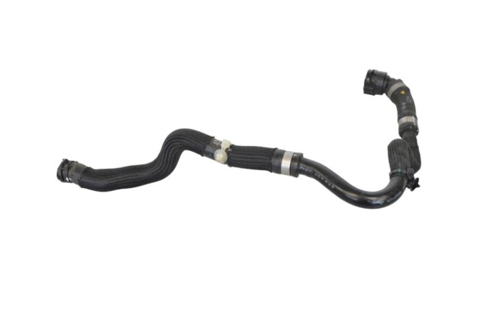Furtun de lichid de răcire JAGUAR I-PACE X590 2020 OEM: J9D3-8D140-AD 23537068