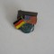 QW9 N3 23 - insigna - steaguri - Germania - SUA - inscriptia IWS