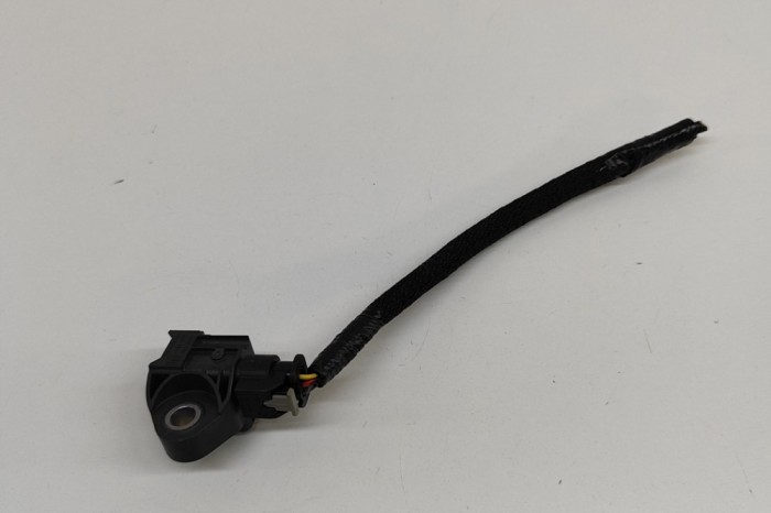 Senzor de impact dreapta față OPEL CORSA F 2023 OEM: 9852080480 28596970