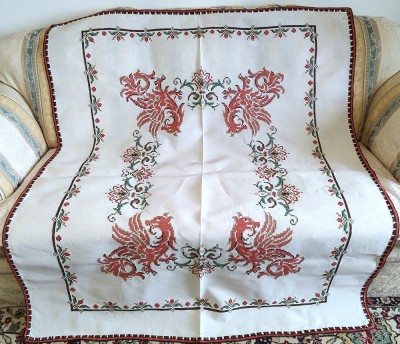 Fata de masa Vintage din In taranesc cu broderie manuala in cruciulite- Grifoni foto