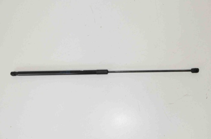 Amortizor capota st&acirc;nga față VW PASSAT B7 362 2012 2315531