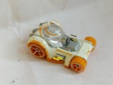 bnk jc Hot Wheels - Star Wars- BB-8 - Character Car