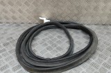 Garnitura de cauciuc haion SKODA OCTAVIA III Combi 5E5 2014 OEM: 5E9827705C 30641099