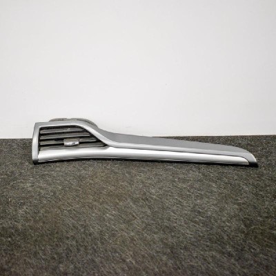 Gura de ventilație planșa de bord FORD MONDEO V Hatchback 2015 OEM: DS73-F04338-FDS73-F04338-G 3509850 foto