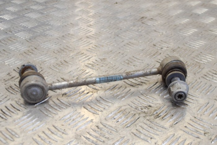 Bieleta stabilizatoare dreapta față LAND ROVER DISCOVERY V L462 2019 OEM: CPLA-3B439-AA 13548546