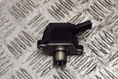 Senzor de viteză ax cu came VW GOLF VII 5G1, BQ1, BE1, BE2 2019 OEM: 04E906048A 13961837 foto