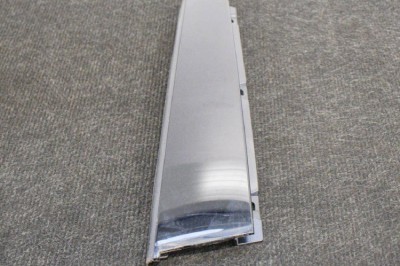 Ornament vertical ușă st&amp;acirc;nga spate VOLVO V40 Hatchback 2016 OEM: 31391185 | 10948867 foto