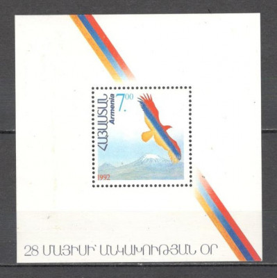 Armenia.1992 Ziua Independentei-Bl. SA.734 foto