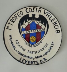 Trofeu Rapid Bucuresti Valencia 1972 Obiect de colectie Doar predare personala