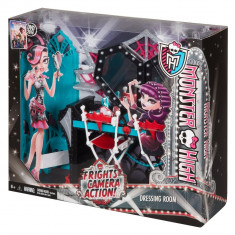 Mobilier casuta papusi Monster High Howlywood Draculaura foto