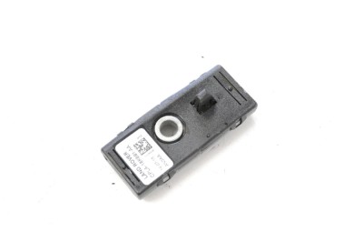 Amplificator de antena LAND ROVER RANGE ROVER IV L405 2014 OEM: CPLA-18K891-AA,CPLA-18K891-A | 11343048 foto
