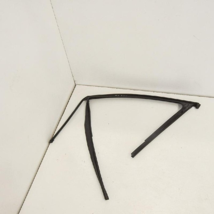 Chedar geam ușă dreapta față BMW 2 Active Tourer F45 2014 OEM: 73261487298828 2125855