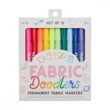 Cumpara ieftin Carioci permanente pentru textile Fabric Doodlers - Set de 12, Ooly