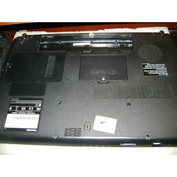 Carcasa inferioara - bottom laptop Toshiba Satellite L500&iuml;&raquo;&iquest;