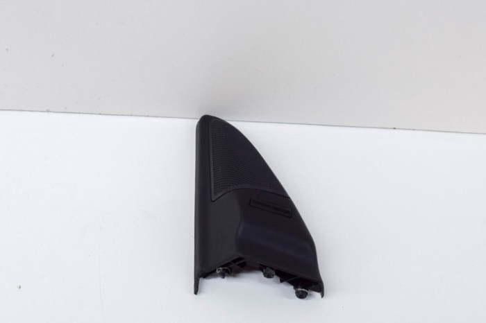 Difuzor ușă st&acirc;nga față LAND ROVER DISCOVERY III L319 2005 OEM: 99-25TM92,XQN500020,6314-00117-F,6314-00077-H 14704235