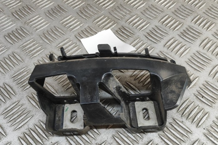 Suport bara de protecție dreapta spate MERCEDES-BENZ C T-Model S205 2015 OEM: A2058852065 | 31556016