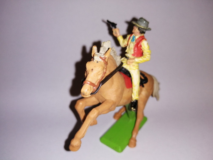 bnk jc Britains Deetail - cowboy calare