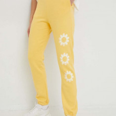 Billabong pantaloni de trening din bumbac X SMILEY femei, culoarea galben, cu imprimeu