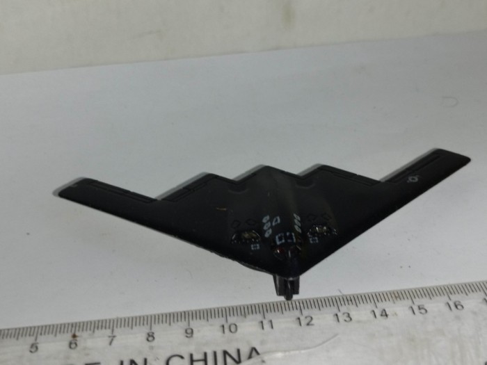 bnk jc Avion B-2 Stealth Bomber - cu sunet si lumini