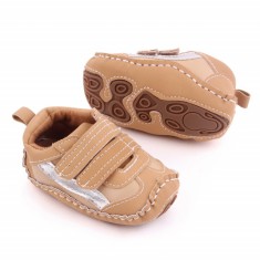 Adidasi crem cu dunga argintie (Marime Disponibila: 3-6 luni (Marimea 18
