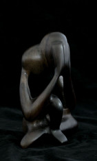 Sculptura moderna africana foto