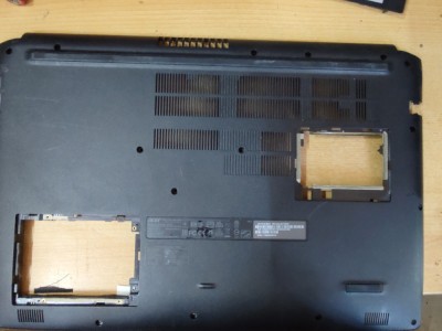 Bottomcase Acer Aspire A517 - 51G ---- A179 foto
