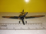 bnk jc Dinky 719 Spitfire MkII ( cu motoras functional )