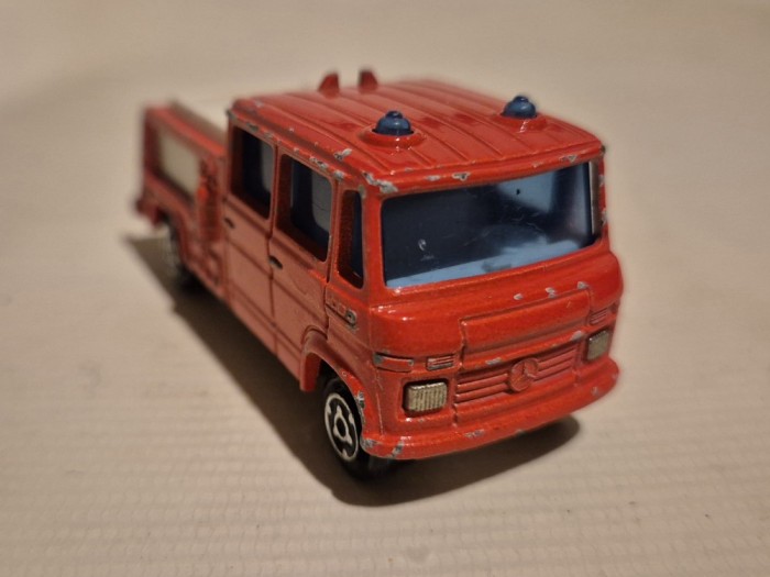 Pompier Aeroport - Majorette