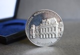 Medalie Primaria Municipiului Iasi Romania - Pro Amicitia Pro Fidelitate - argint / tiraj mic 300 bucati