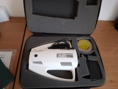 Aparat medical pentru terapie si vindecare cu lumina polarizanta foto