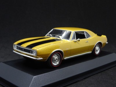 Macheta Chevrolet Camaro Maxichamps 1:43 foto