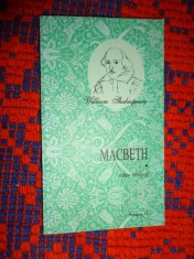Shakespeare - MacBeth / editie bilingva romana - engleza , 221 pagini