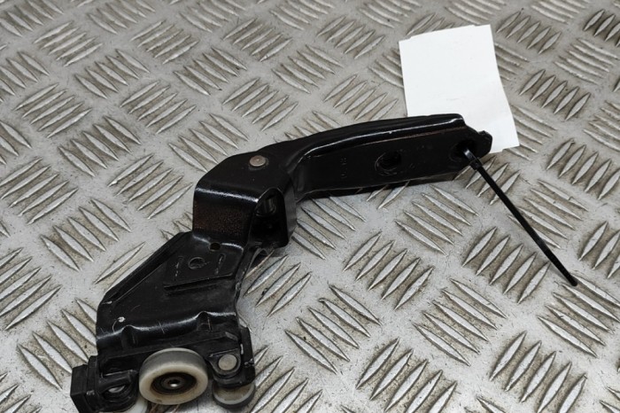 Șina ușă culisantă VW CADDY IV Furgon SAA, SAH 2018 OEM: 2K0843436B 23623905