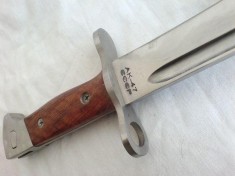 Cutit Baioneta AK47 foto
