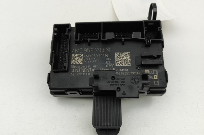 Modul de control ușă st&acirc;nga față AUDI E-TRON GT 2023 OEM: 4M0959793N,A2C7711361000 31457477