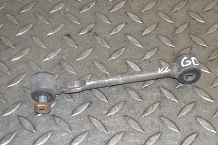 Bieleta stabilizatoare dreapta spate MERCEDES-BENZ C W205 2017 OEM: A2053266600 13302598