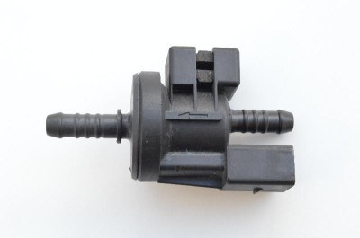 Supapa solenoid AUDI A6 4F2, C6 2004 OEM: 06E9065170280142405 1745272 foto