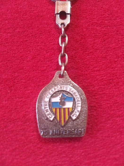 Breloc metalic fotbal(vechi-de colectie)-Centre d&#039;Esports Sabadell FC(Spania)