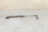 Amortizor haion dreapta TOYOTA YARIS _P13_ 2012 OEM: 68950-0W660 | 18336408