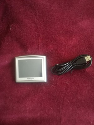 GPS TOMTOM FUNCTIONAL PRET 30 LEI foto