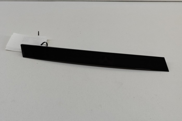 Ornament vertical ușă dreapta spate BMW 3 Touring G21 2020 OEM: 7955954 25588960